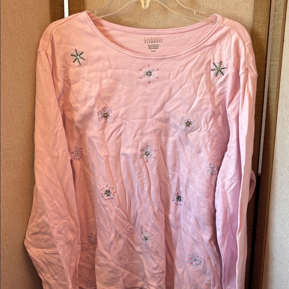 Classic Elements Pink Top with Embroidered and embellished Snowflakes xl